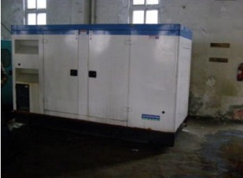 云和康明斯150kw大型柴油二手发电机组 云和康明斯150kw大型柴油二手发电机组